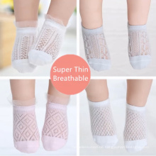 Reine Baumwolle atmungsaktiv Sommer Mesh einfarbig Mädchen Spitze Babysocken